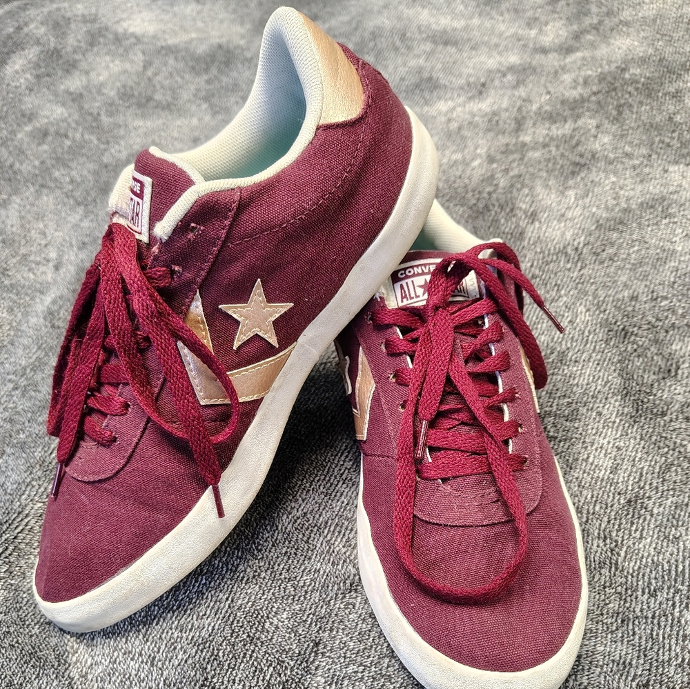 Converse Burgundy Sneakers with Star Design